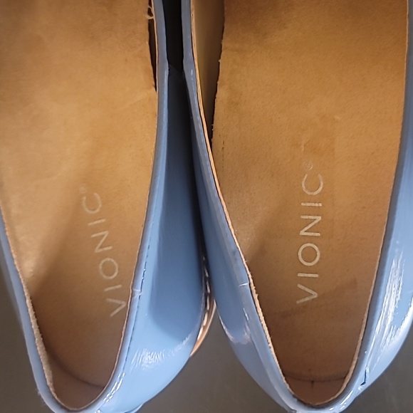 VIONIC Willa Wedge Women's Slip-on Loafer Moc Wedge - Picture 5 of 9